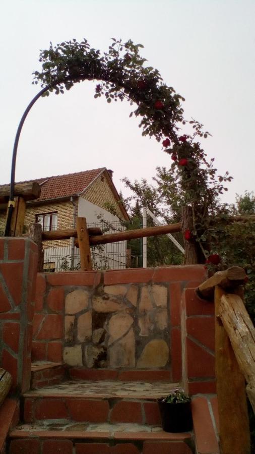 Skriveni Raj Vrdnik Exterior foto